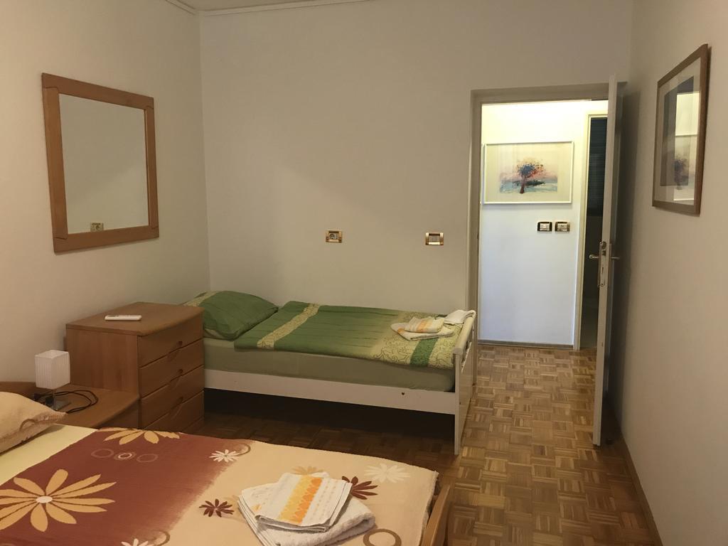 Apartment Apollonio Portoroz Luaran gambar